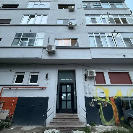 Apartment Modern - Armand Calinescu 7 - Square