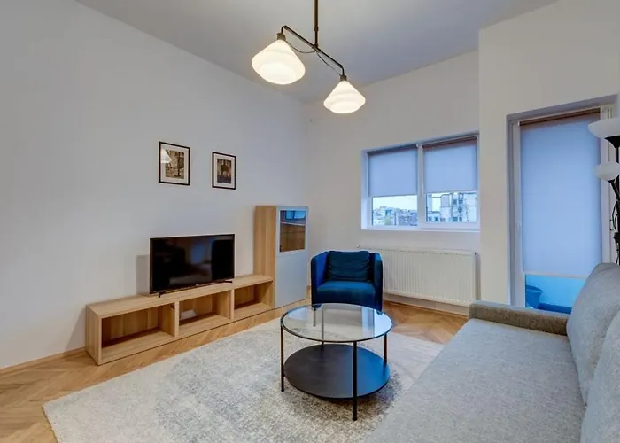 Apartment Modern - Armand Calinescu 7 - Square